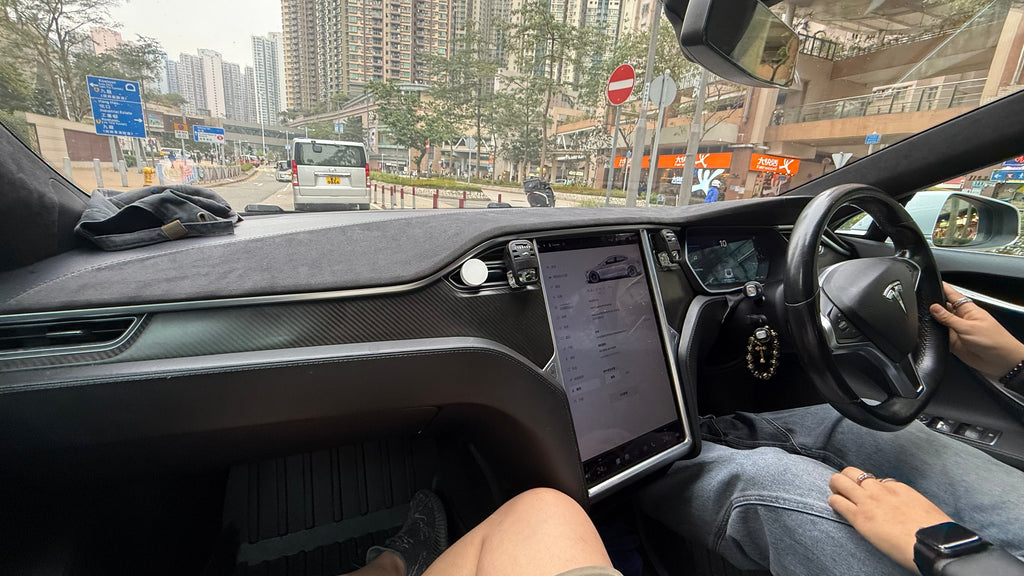 (租車服務) TESLA MODEL S 85 (SILVER)