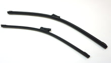 Load image into Gallery viewer, Porsche Windshield Wiper Blade Kit - Bosch 971998001KT1