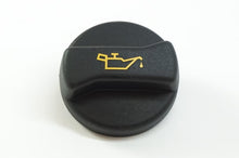 Load image into Gallery viewer, Porsche Engine Oil Filler Cap - OE Supplier 95510448500
