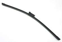 Load image into Gallery viewer, Porsche Wiper Blade - Bosch FS21OE