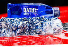 Load image into Gallery viewer, Q²M BATHE+ - 跣水洗車液
