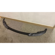Load image into Gallery viewer, 428i 420i 435i F32 F33 F36 2014-2018 M Performance Carbon Fiber Style Front Lip 碳纖頭唇 for BMW