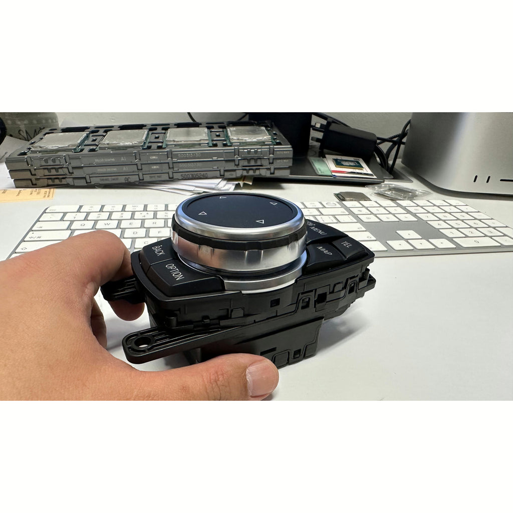 (二手拆車9成新) BMW 原裝 NBT EVO Control Navigation Touch ID5 ID6