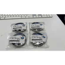 Load image into Gallery viewer, BMW 51148132375 BMW EMBLEM 2 PINS LOGO FOR WHEELS